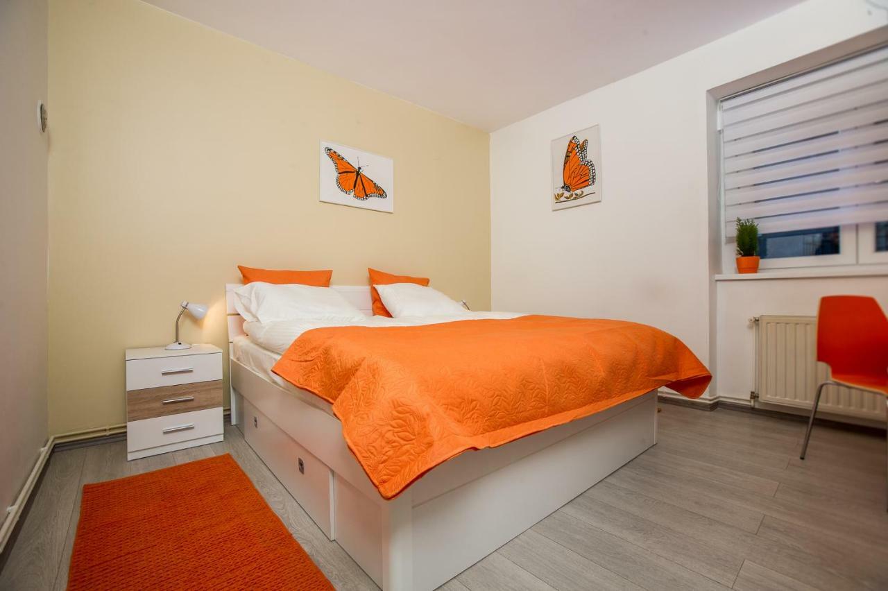 Roze Apartment Zagreb Bagian luar foto